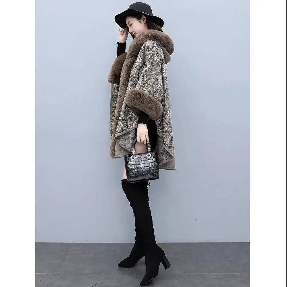 New In 2024 Autumn Winter Print Poncho Women Fashion Hooded Cloak Fur Spliced Cape Cardigan Female Shawl Coats Jackets T74