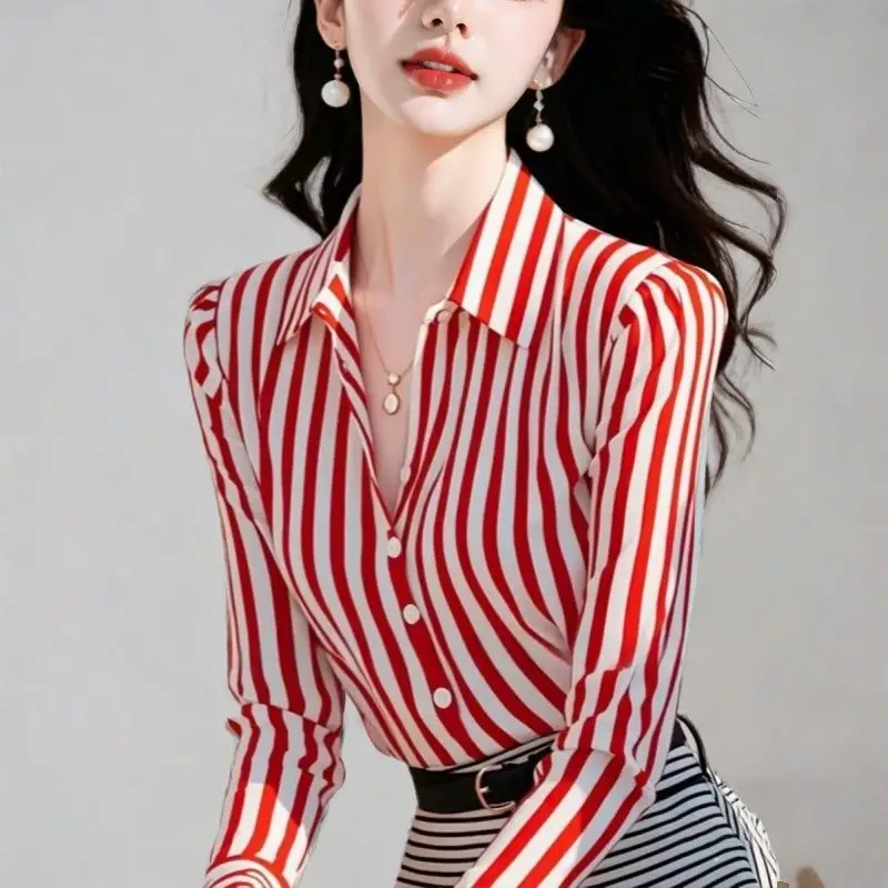 French High-end Striped Long Sleeved Shirt Women\'s Unique Temperament Top New Style