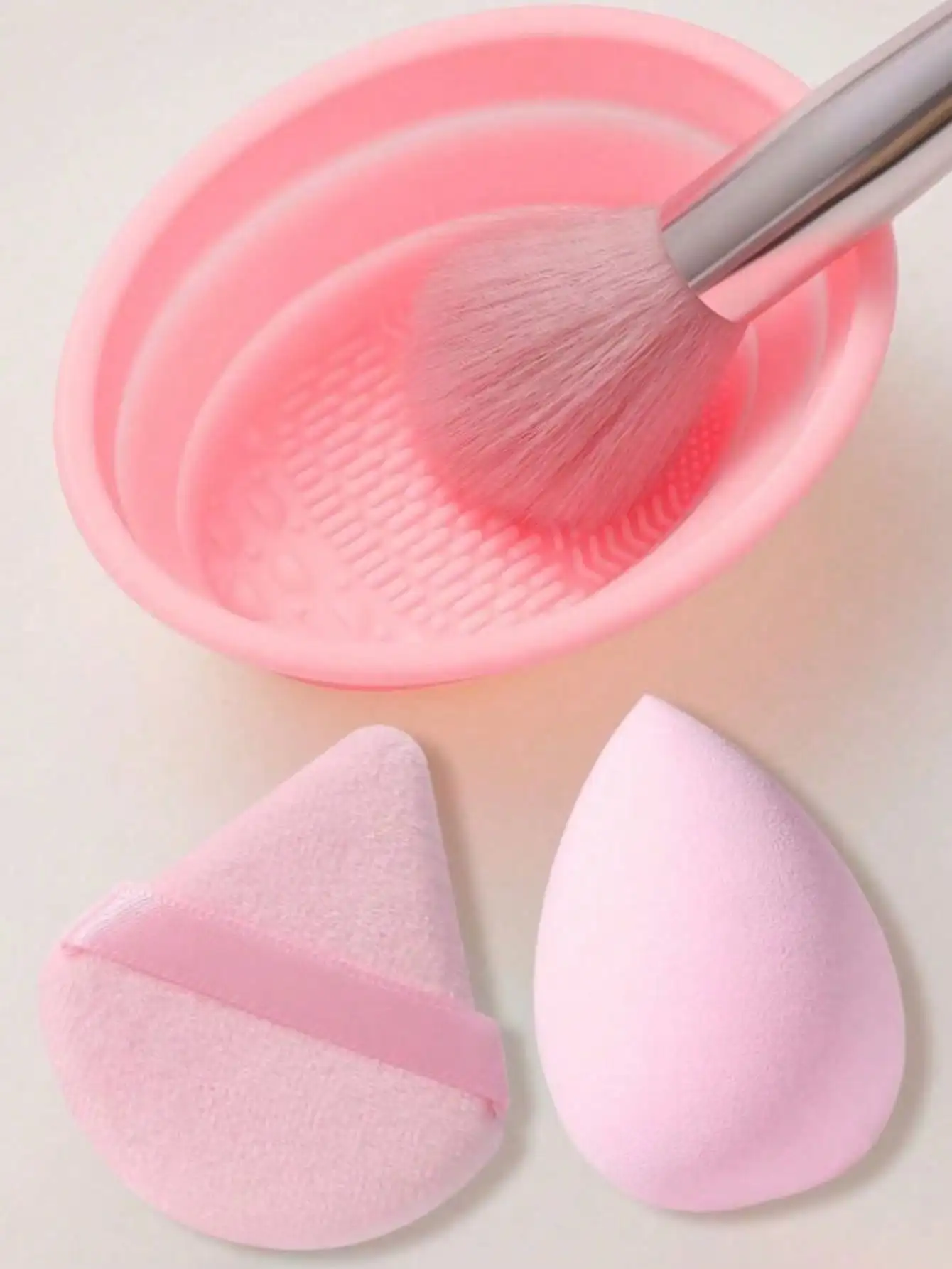 Pink Makeup Brush Cleaning Bowl Set with 1 Flocking Powder Puff & 1 Blender Sponge Beauty Blenders & Cosmetic Tools