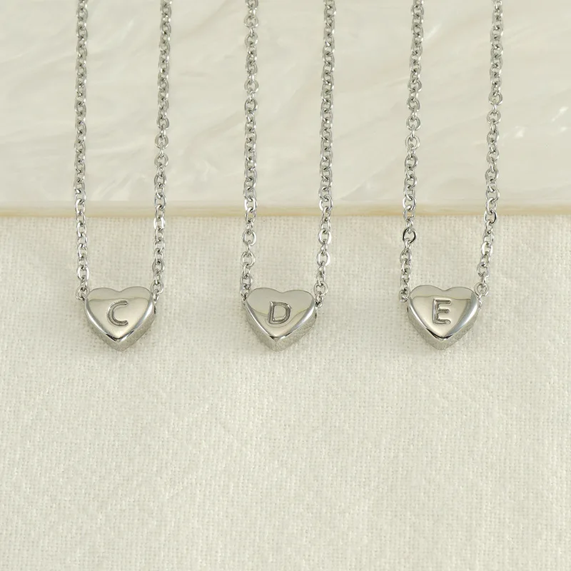 Silver Fashion Stainless Steel Heart Shape Pedant 26 Letter Initials Necklace Steel Color Collarbone Chain Wholesale