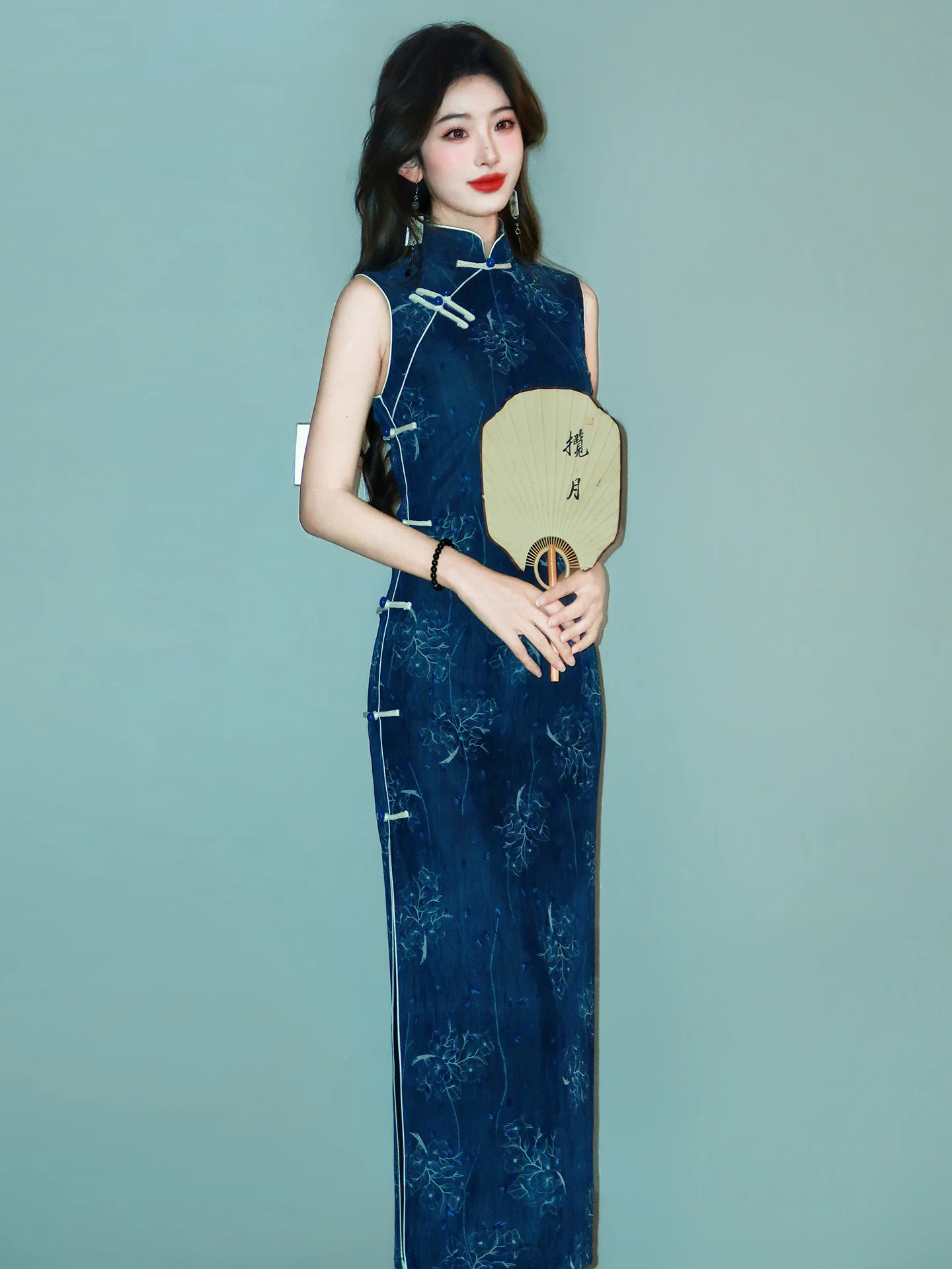 

Blue Sleeveless Long Qipao Dress Young Girl's Vintage Style Daily Wear Summer Fashionable Maxi Dress Comfortable Breathable