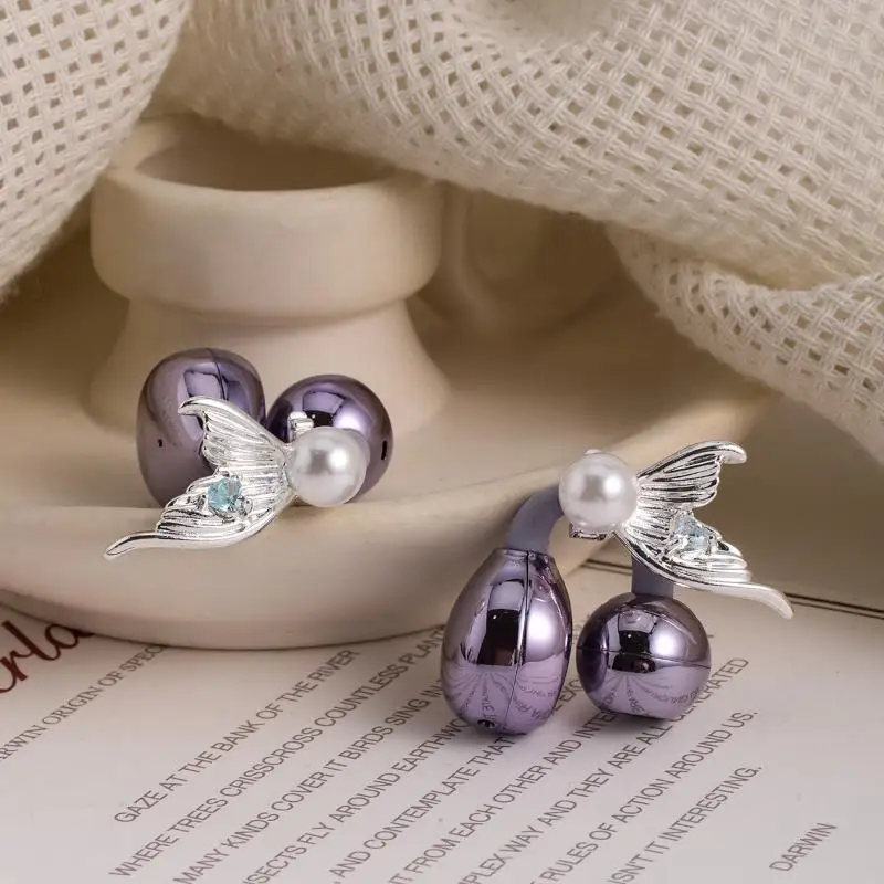 2Pcs Universal Earphone Headphone Clip Rhinestone Fish Tail Pearl Ear-Clip Fashion Versatile Earphone Accessory For Freeclip