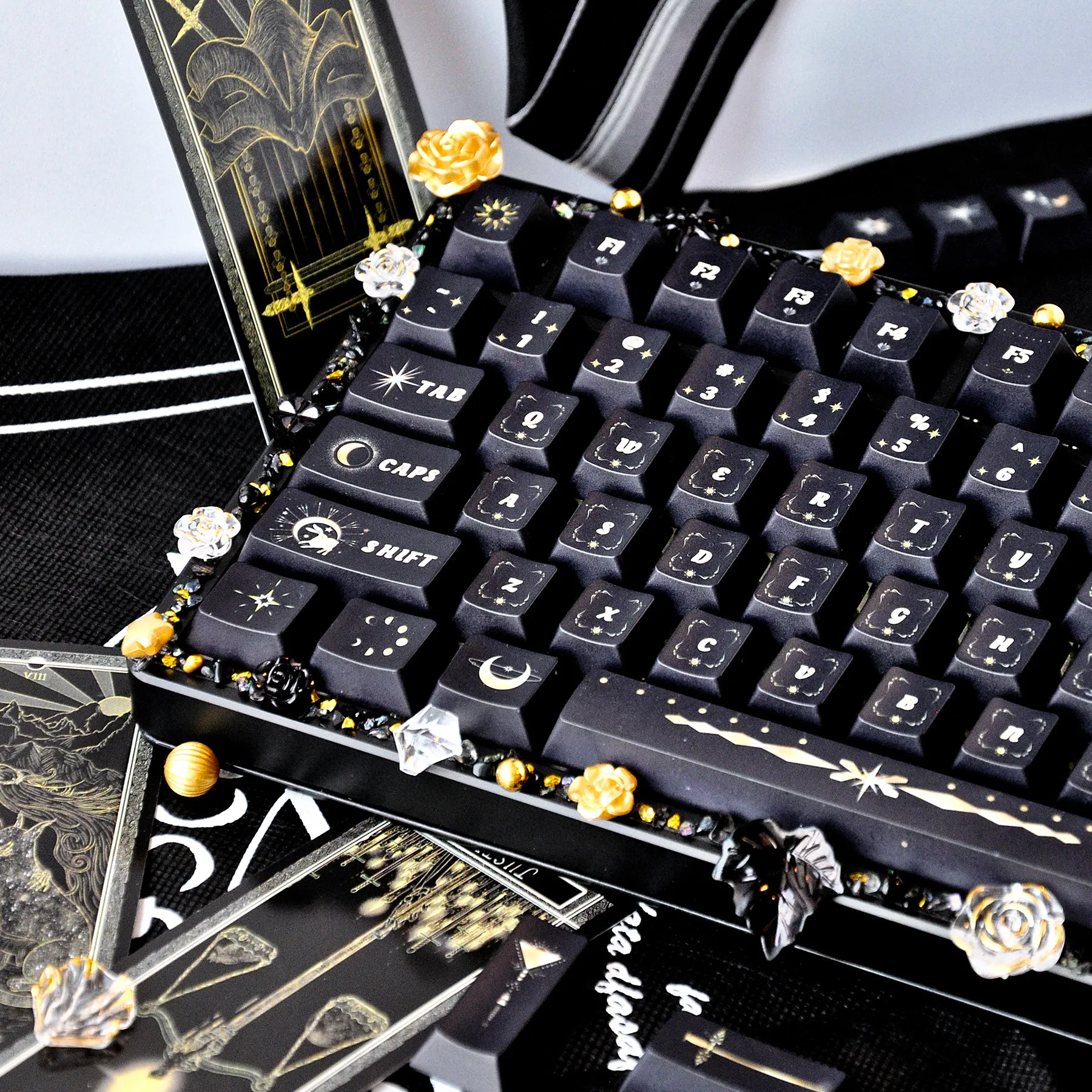 

MAIMOOO Keycap Retro Black & Gold PBT Cherry For DIY AULA Mechanical Keyboard Black Keycaps
