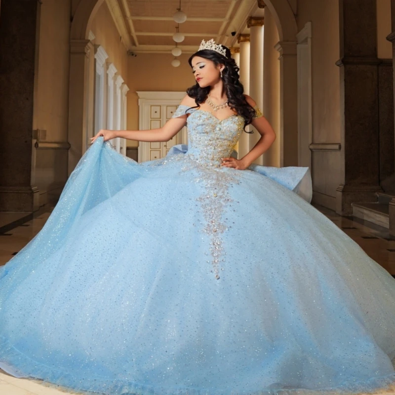 

Sky Blue Shiny Ball Gown Quinceanera Dresses Beading Crystal Bow Tull Corset Off Shoulder Sweet 16 Dress Vestidos 15 de anos