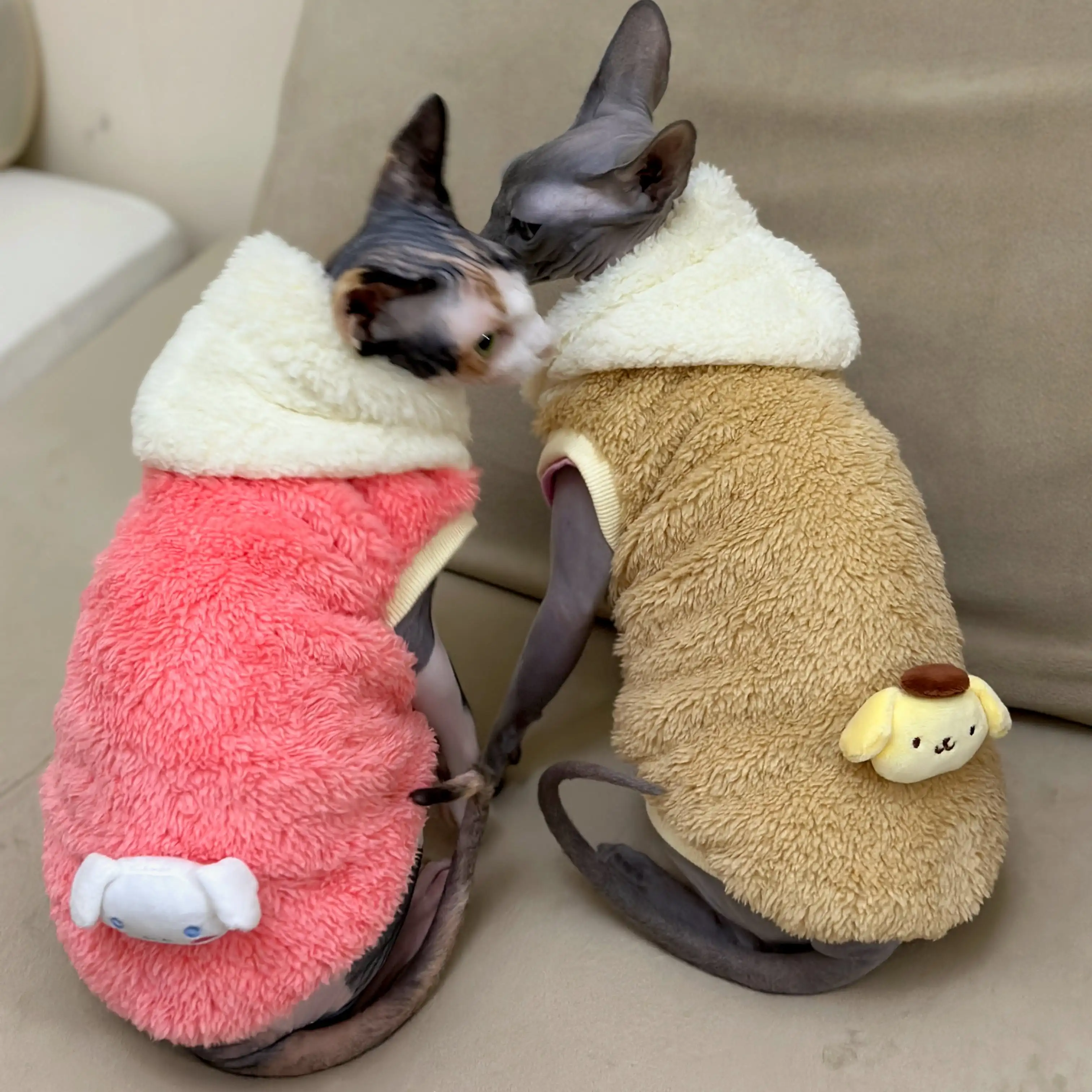 Fleece Hooded Coat for Sphynx Cat Thick Cute Sweatshirt for Cat Short Sleeves Warm Clothes for Kittens Outfit in Winter