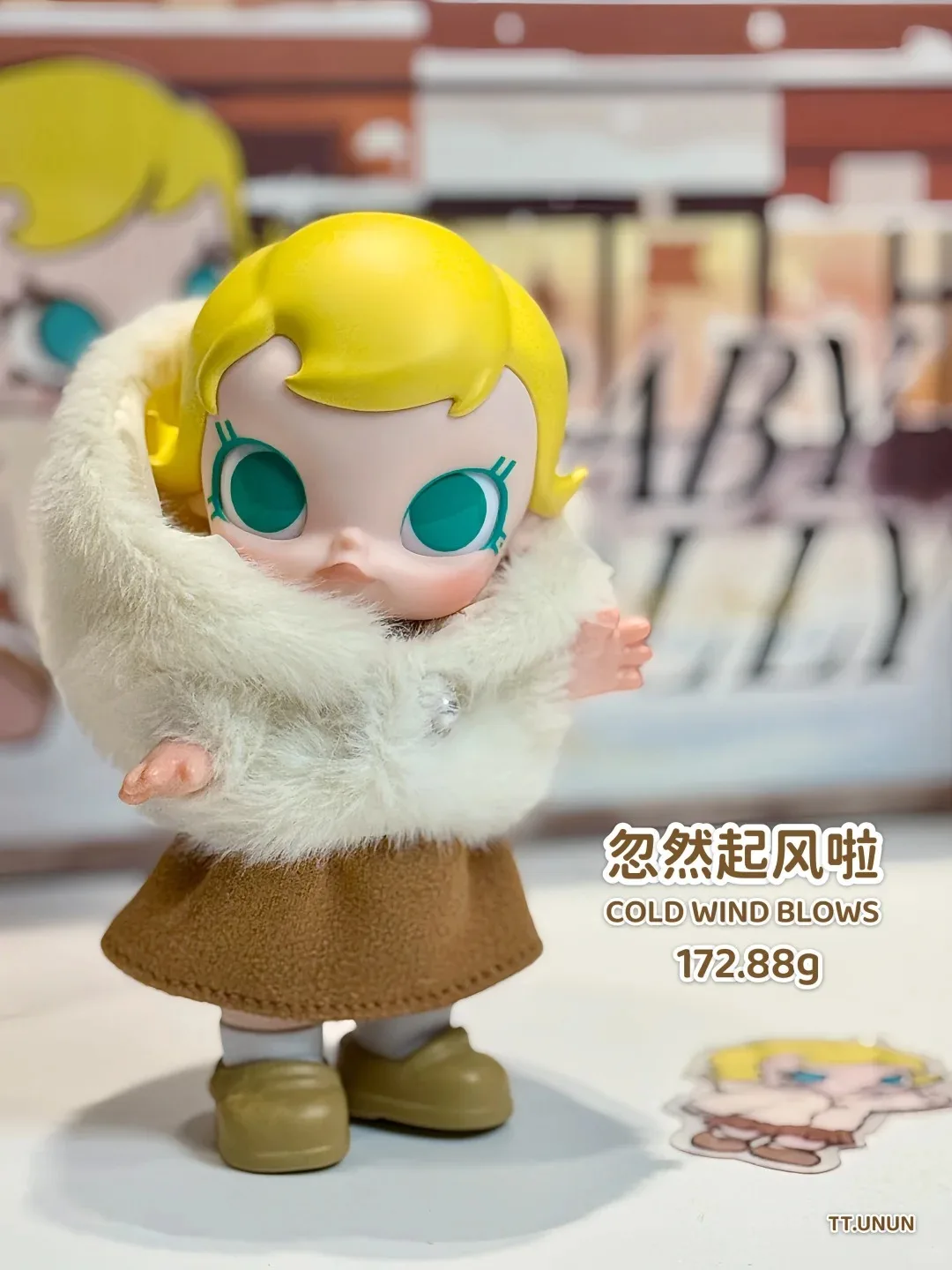 

POP MART Original Baby Molly Winter Fit Check Series Trend Blind Box Beautiful and Adorable Collection Gift in Stock