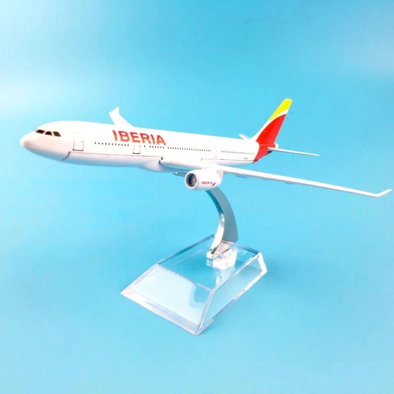 Iberia Airlines B737 Airplane 16cm 1/400 Scale Airbus Model Metal Plane Simulation With LandGear Souvenir Collections Model