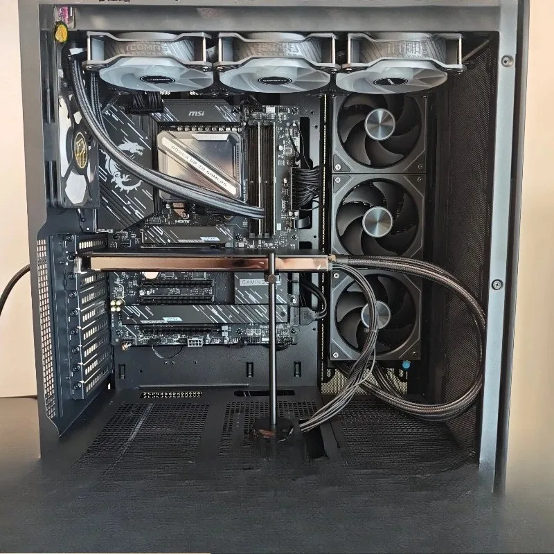 RTX4090 48G silent water-cooled graphics workstation computer host, graphics rendering/e-sports games/AI