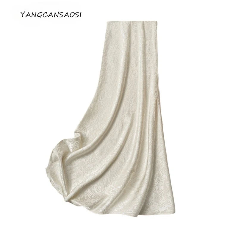 

2025 Women's Fashion Autumn/Winter New High-end 65% Wool 35% Natural Mulberry Silk Slim Fit Milky White Fishtail Skirt