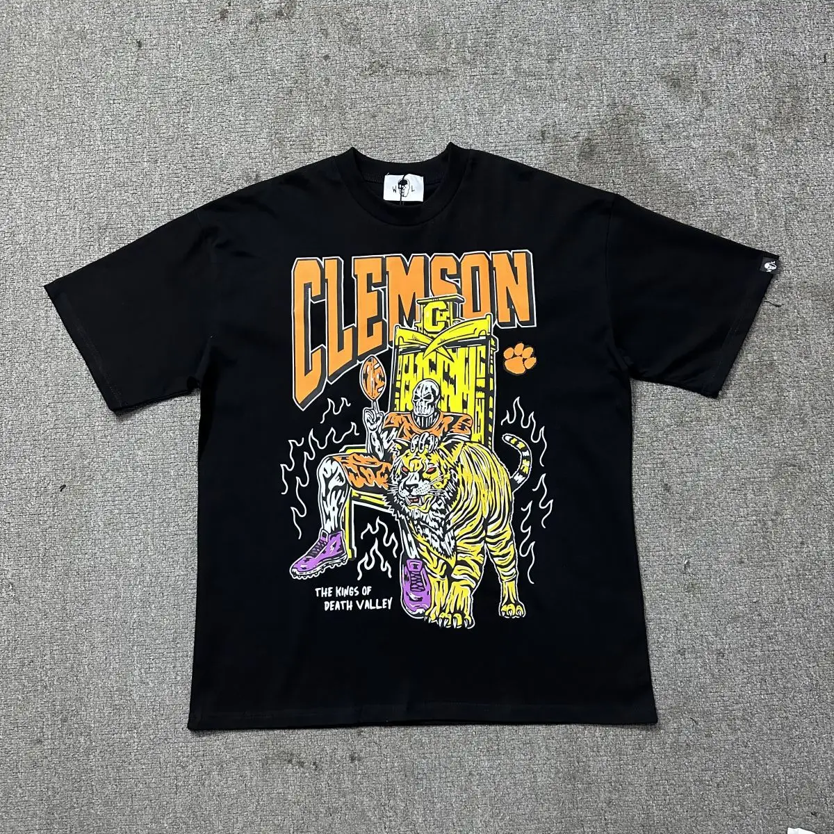 Nouveaux T-shirts à manches courtes Jordan Basketball avec des designs numériques imprimés pour trois personnes comprenant le style LeBron James