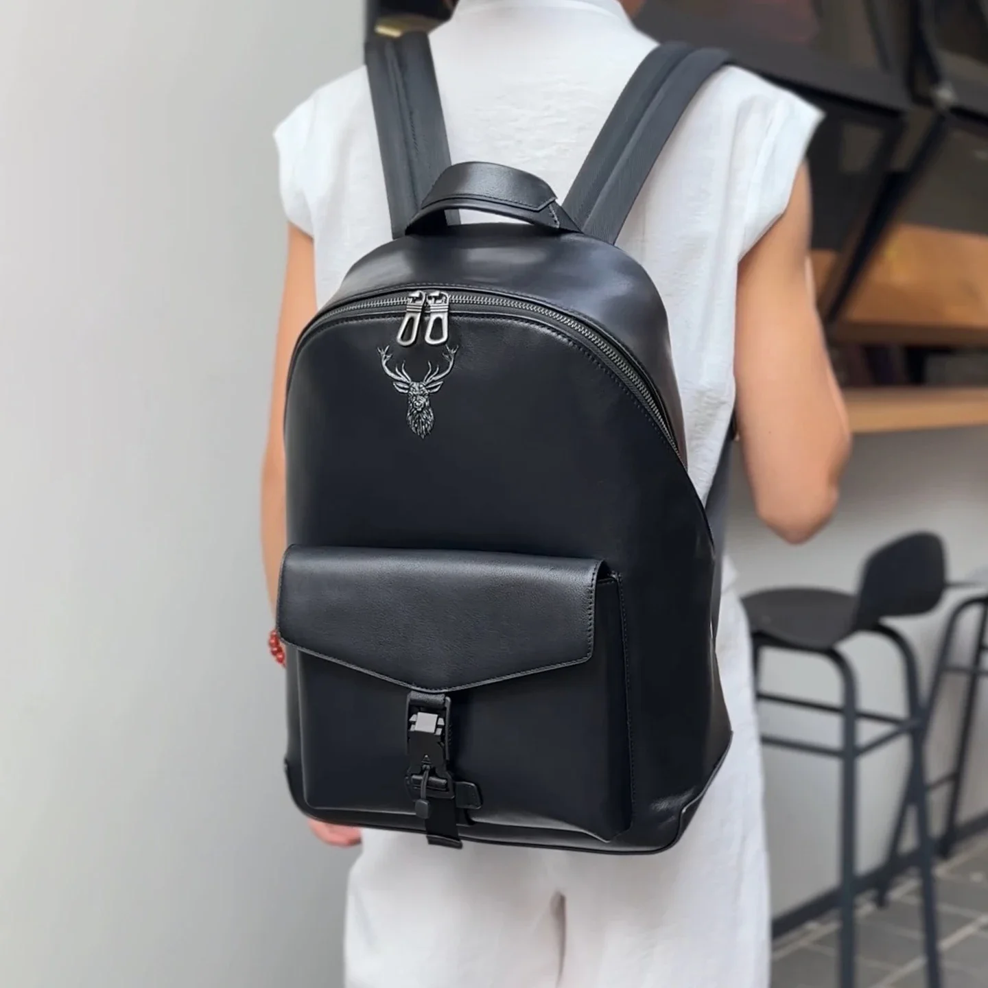 Black Genuine Leather Backpack New Stylish Men Women Business Casual Daypack Daily Backpack Large Capacity Travel School Bag