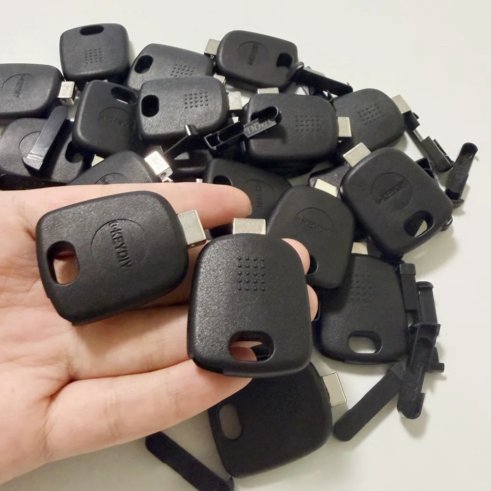 

5/10/20/30/50pcs KD Universal Transponder Key Case KEYDIY Spare Chip Key Blank Head Xhorse Key Blade Shell