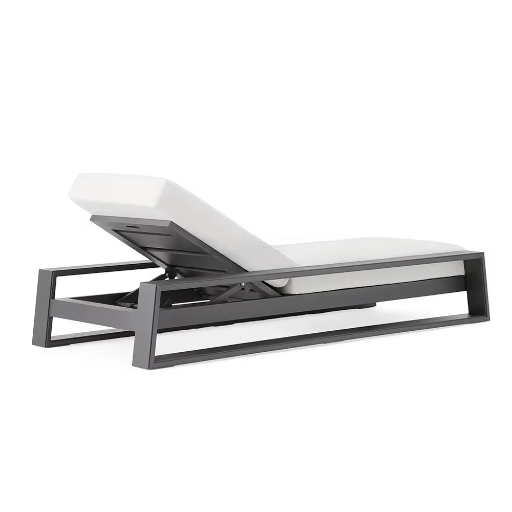 

*Luxurious Modern Outdoor Aluminum Sectional Black and White Pool Daybed Versatile for Garden Patio Hotels and Villas