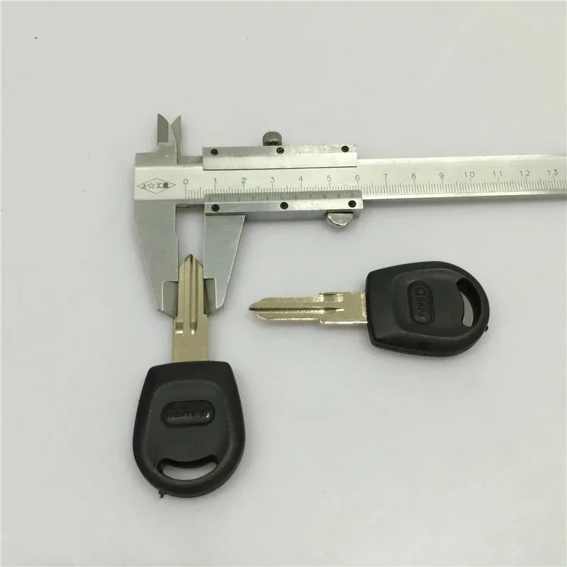 STARPAD Per Chery QQ chiave pizza / embrione chiave auto all'ingrosso / D-050 spedizione gratuita 5 PZ