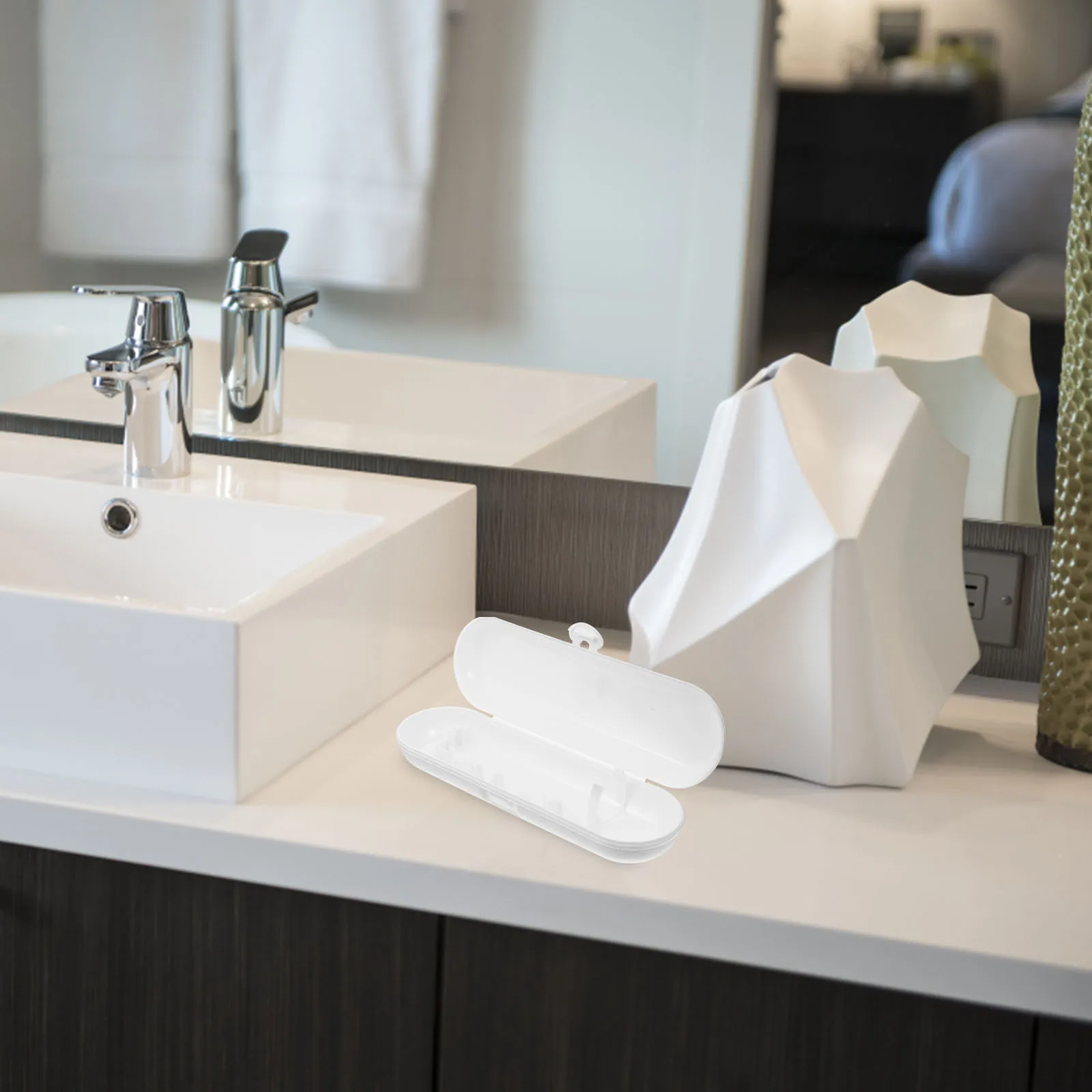 

Portable Electric Toothbrush Holder Impact Resistant Storage Box for Outdoor Trips Electric Toothbrush Bag Tooth Boxes