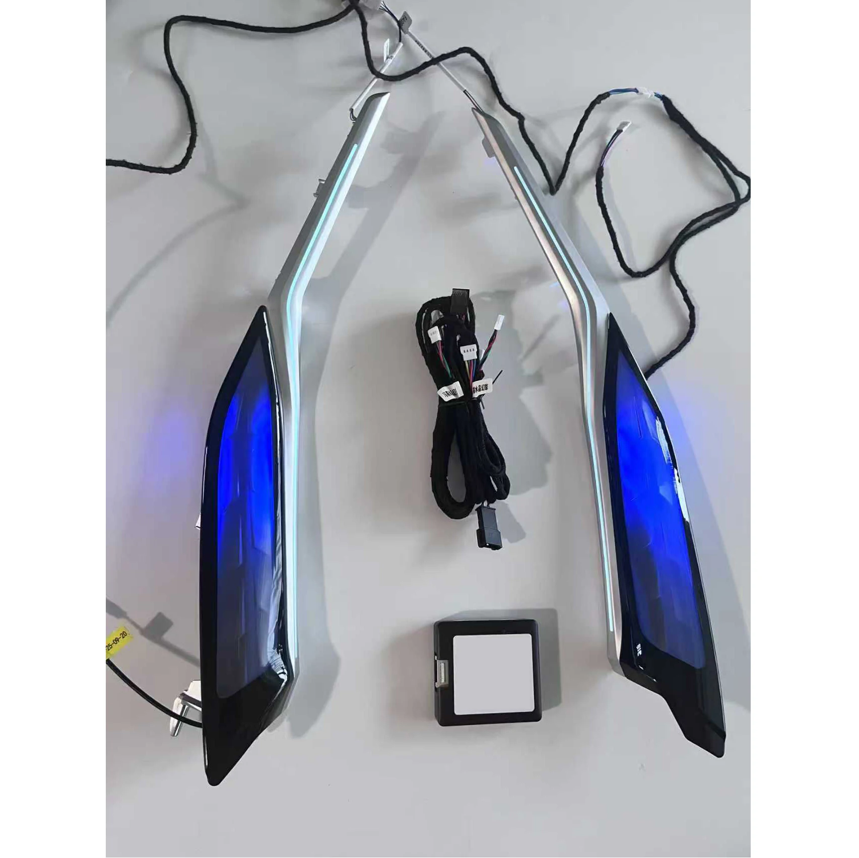 

Crystal Central Control Light for BMW 2/3/4 Series G20/G21/G42/G36/i3/G22/G80/G82 Car Interior Lamp Upgrade
