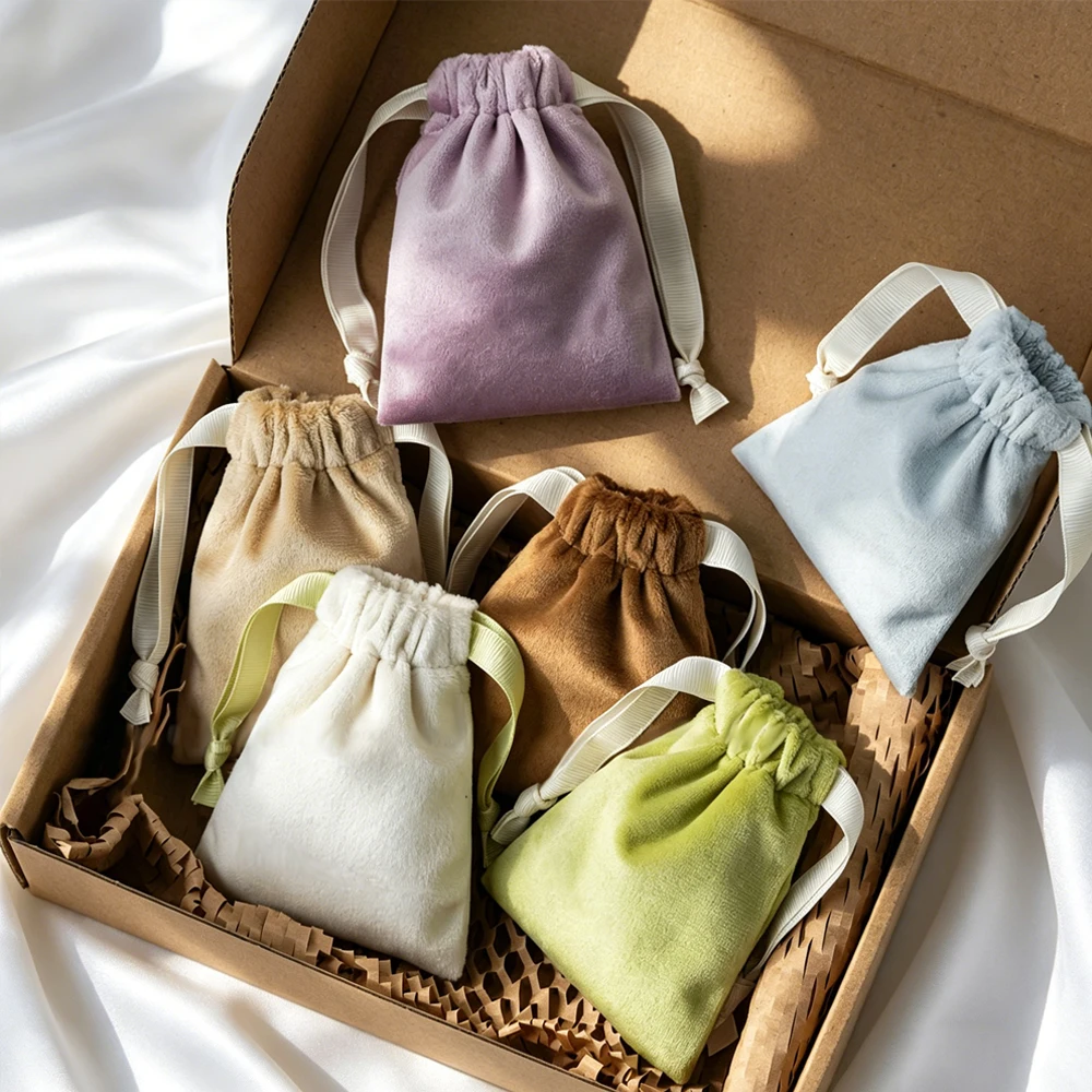 Thumbnail 4 - #51 Latest Velvet Jewelry Pouches Offers