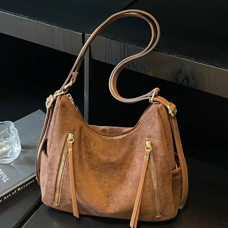 

Шикарная стеганая сумка через плечо для женщин 2025, элегантный слинг с верхней ручкой, модная сумка с внутренними карманами для города и свиданий ​