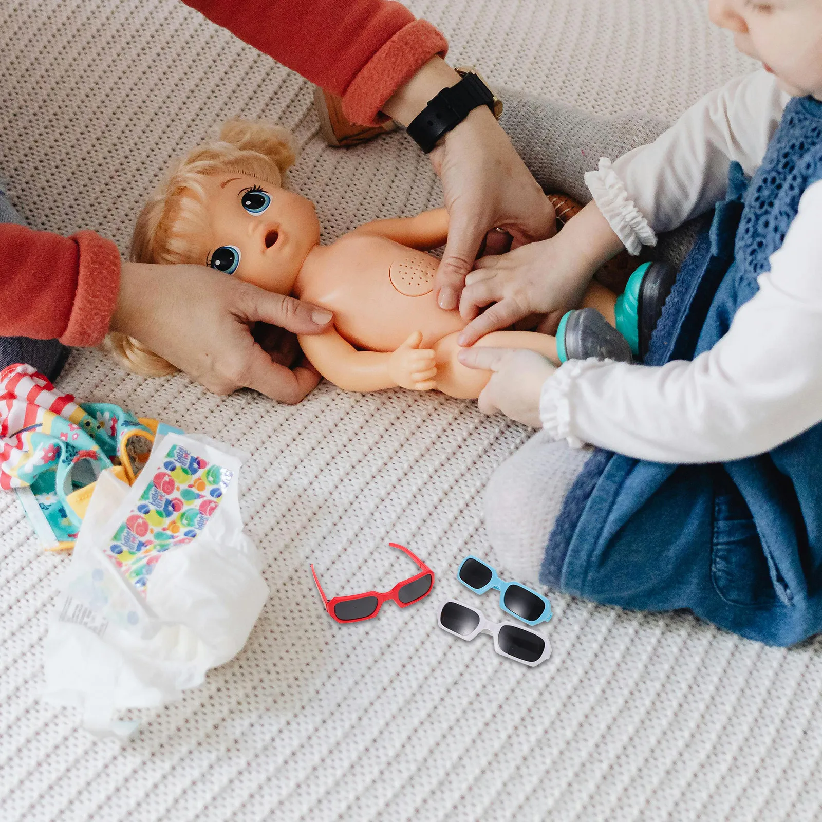 

Набор из 6 модных стильных солнцезащитных очков для кукол 18 дюймов, аксессуары для фотосессий на открытом воздухе, мини-очки