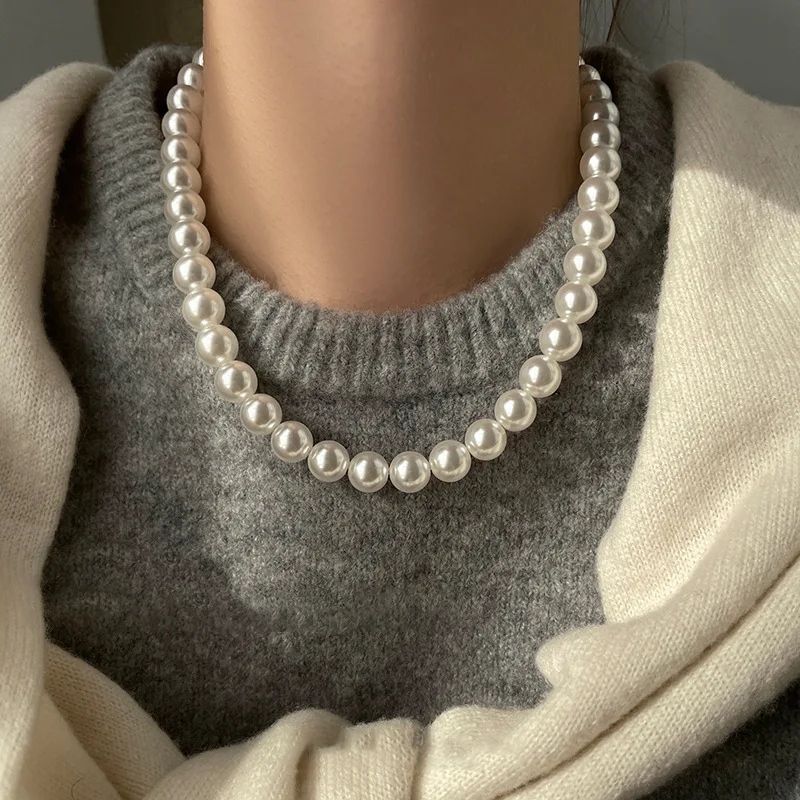 White Pearl Magnet Necklace European And American Style Personalized Fashion Clavicle Necklace Ladies Girls Travel Accessories