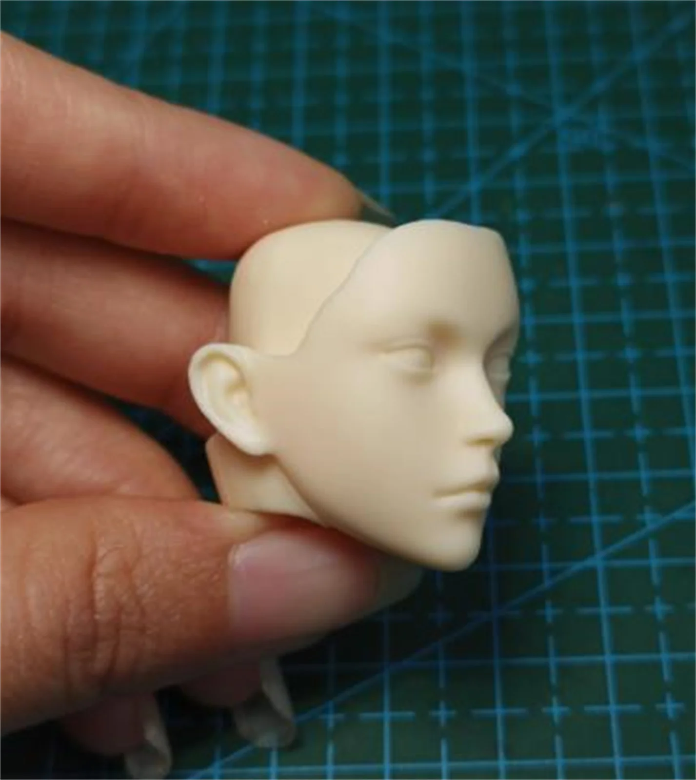 YMT073 Mei  Female Head Carving Movie Actor  Star Doll Unpainted 1/6 Scale  Soldier Model For 12Inch Action Figure Collection