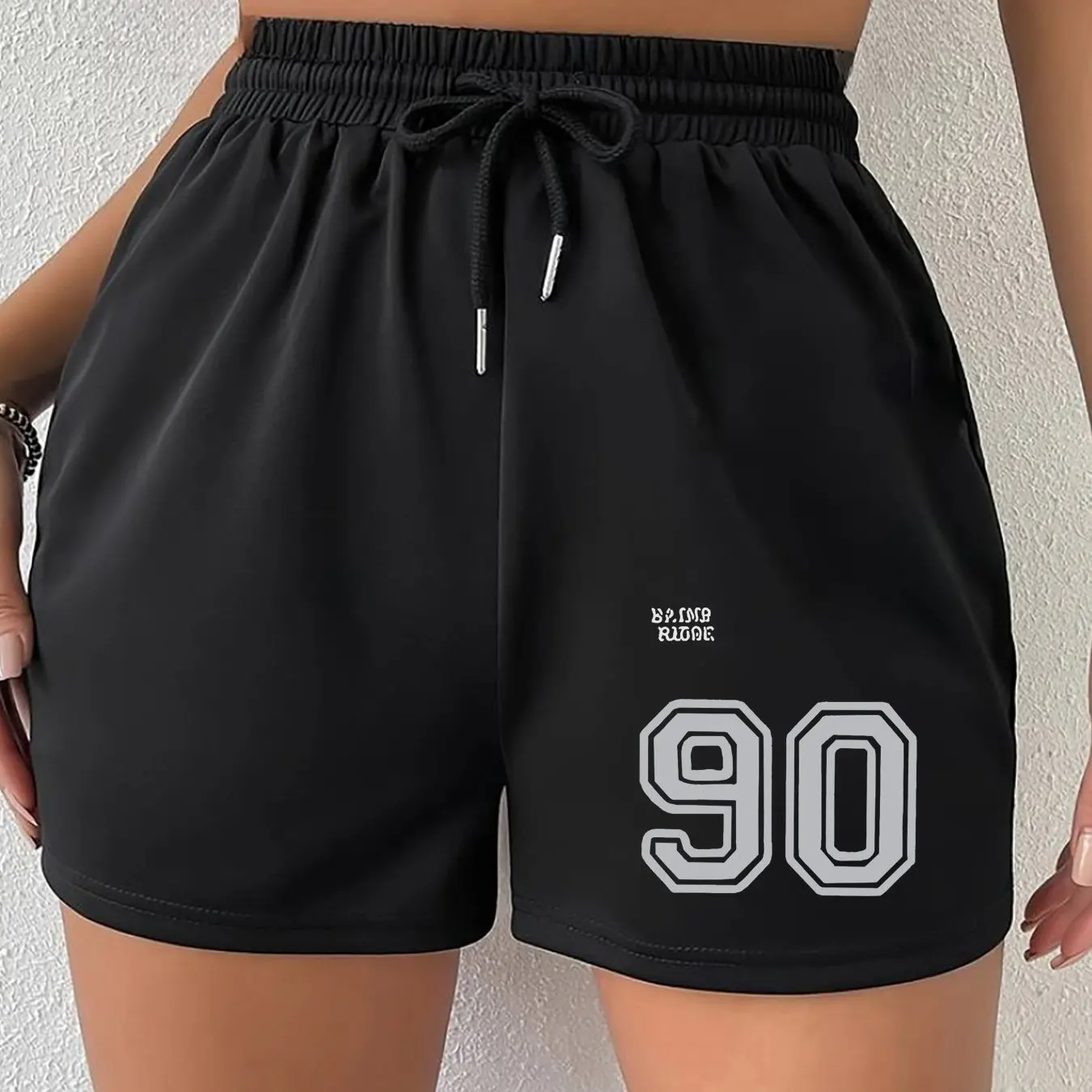 

Женские повседневные спортивные шорты в стиле ретро с модным принтом, летние, прохладные, цельные