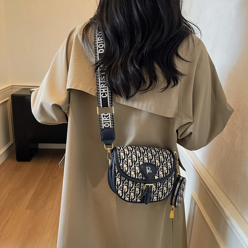 حقيبة كروس نسائية كلاسيكية مصممة من الجلد الفاخر حقيبة كتف عصرية للارتداء اليومي الحديث #2