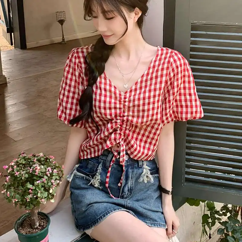 

Новая летняя коллекция: женская клетчатая футболка с коротким рукавом, повседневная, из полиэстера, укороченная, весенняя коллекция