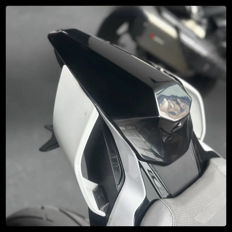 สําหรับ CFMOTO 675SR 675SRR 675SR-R 675SS CF650-10 ดัดแปลงชิ้นส่วนการแข่งขันดัดแปลงที่นั่งด้านหลัง Hump