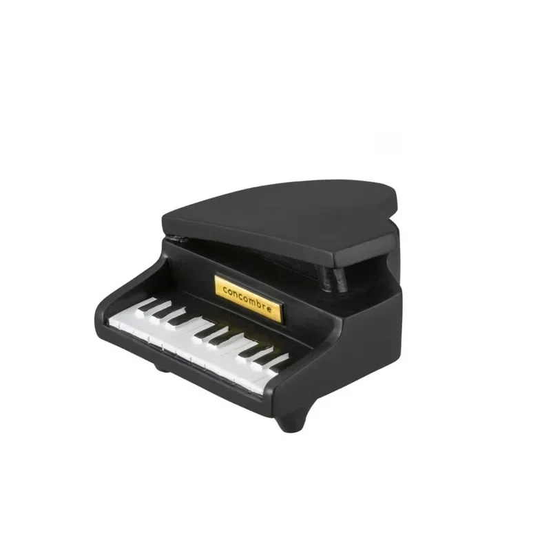 

Барная стойка, фортепиано, реквизит для украшения интерьера автомобиля, настольный орнамент, аксессуары, игрушки, миниатюрные фигурки, реквизит для фотосъемки