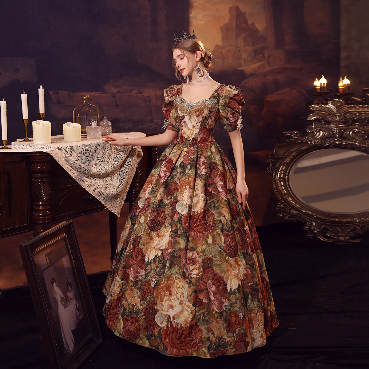 น้ําเงิน Noble Princess ภาพวาดสีน้ํามัน Travel Photo จัดเลี้ยงเครื่องแต่งกายละครอังกฤษชุด Vestidos De Festa Luxo