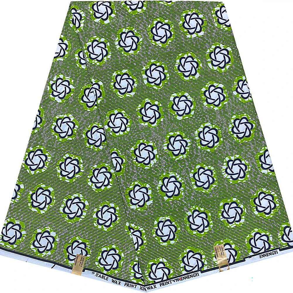 Durable Dutch Wax Print Fabric for African Traditional Attire with 100% Polyester and Various Geometric Patterns