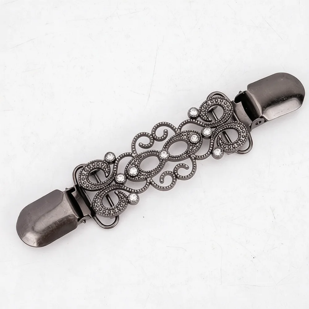 Vintage Rhinestone Shawl Clip Sweater Cardigan Collar Pin Women Fashion Scarf Brooch Elegant Metal Clasps Jewelry Accessory