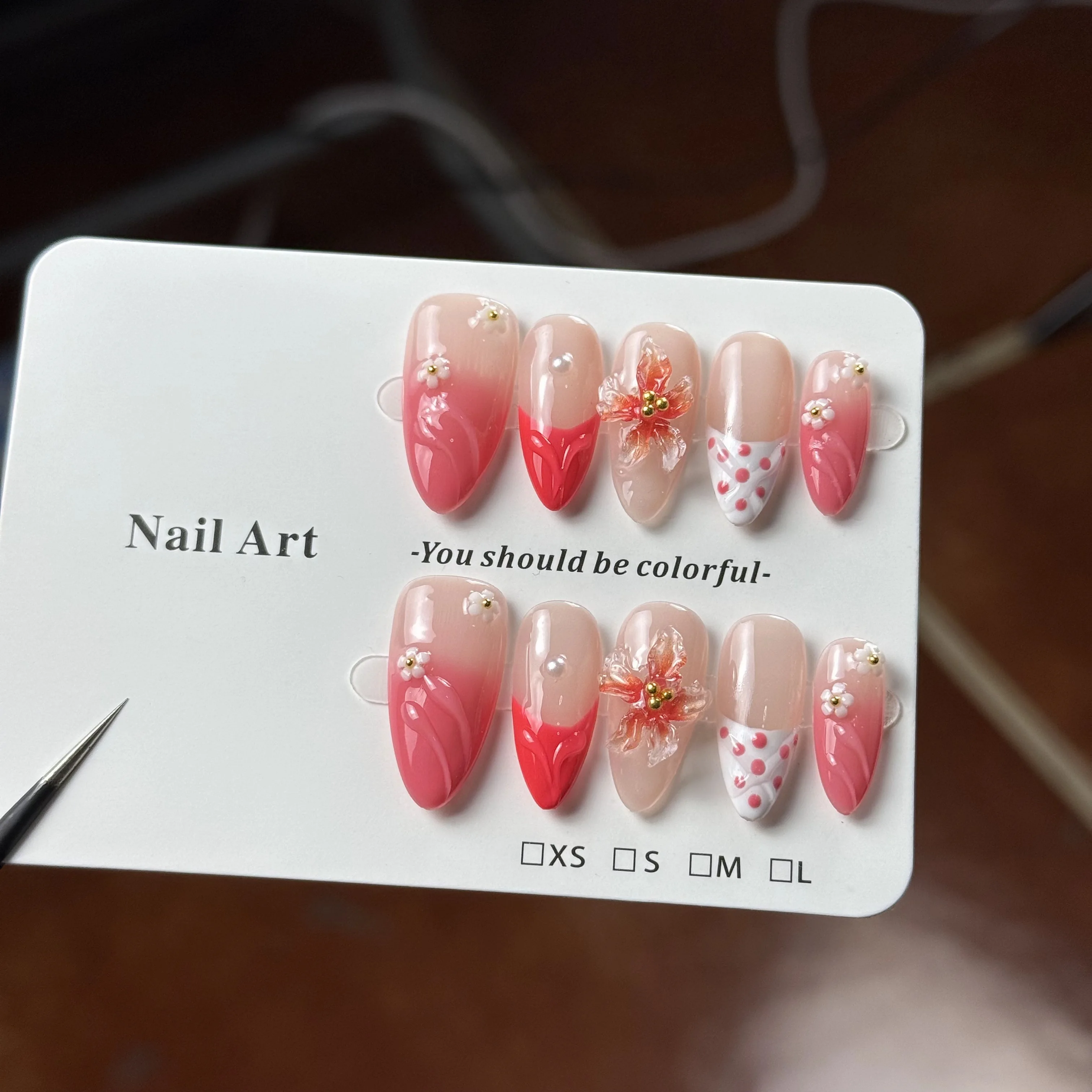 

10pcs high-end Dopamine color scheme, hand-painted water ripples, three-dimensional carvings, shiny small gold beads handmade