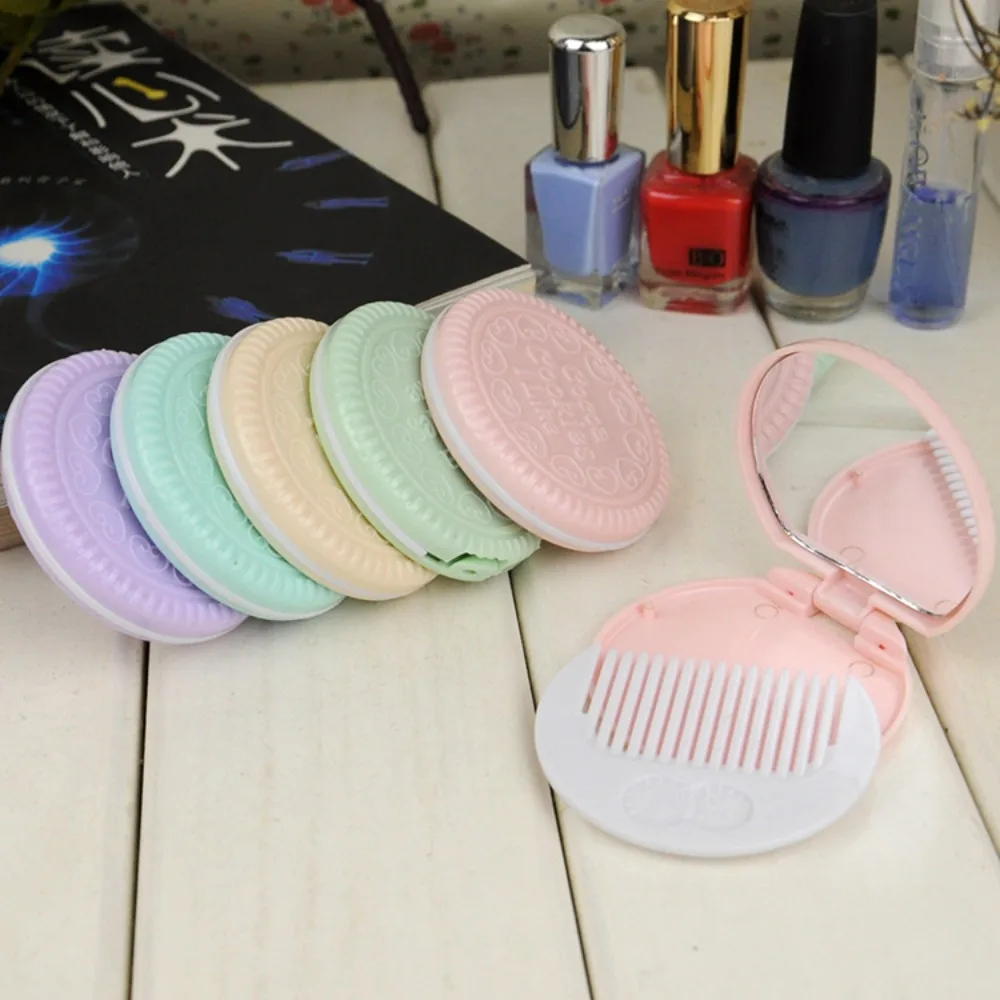 Mini 2 in 1 Comb Mirror Set Folding Comb Pocket Mirror Makeup Mirror with Comb Set Portable Durable Chocolate Cookie Shaped