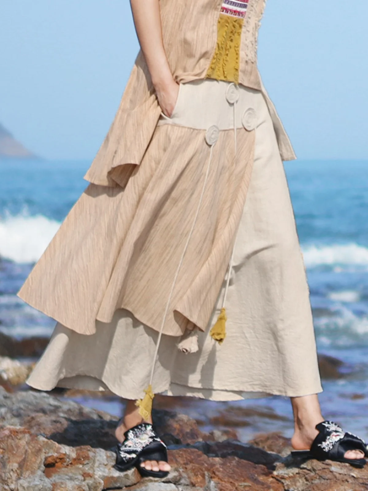 

Оригинальный дизайн, вышитая хлопково-льняная юбка, женская этническая юбка в новом китайском национальном стиле, с завышенной талией, А-силуэт