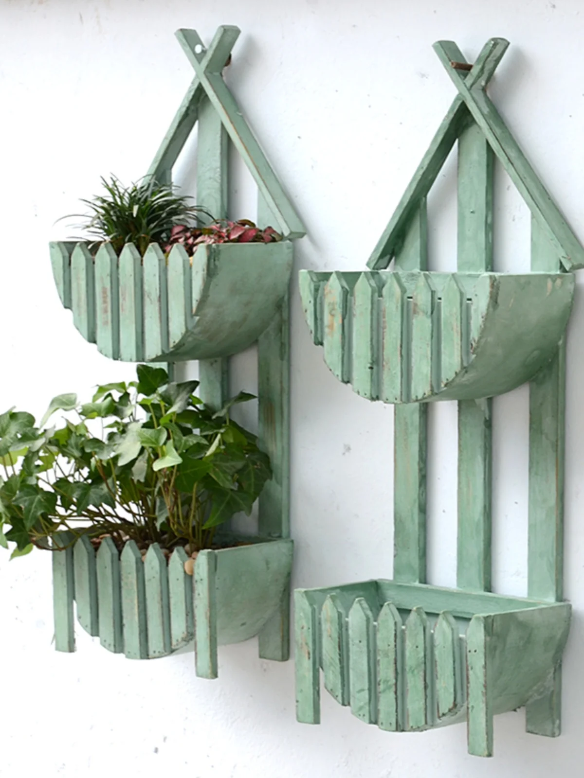 

Hanging Wall Planters Creative Balcony Wall Mounted Flower Pots Country Style Decorative Planters for Succulent Plants
