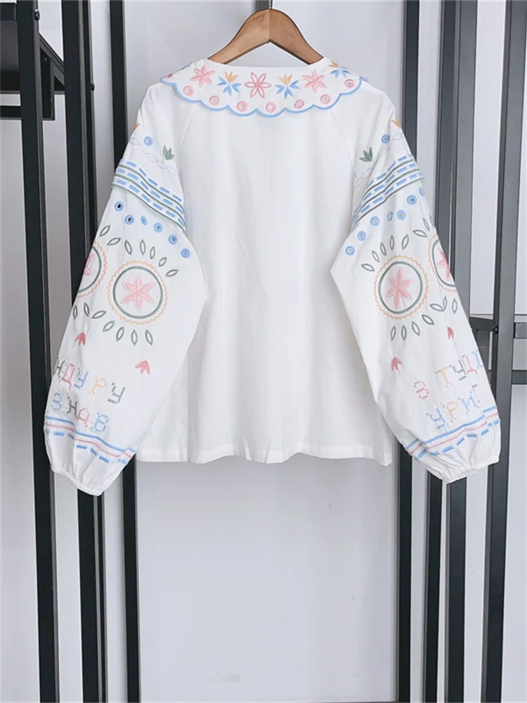 Ladies Single Breasted Puff Sleeve Sweet Shirt Spring 2024 New Women Peter Pan Collar Colorful Embroidery Blouse