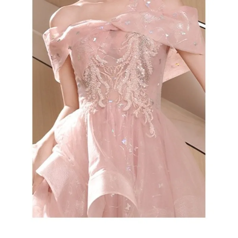 2026 New One Shoulder Pink Embroidered Mesh Evening Dress Fashion High End Light Luxury Host Annual Meeting Art Exam Dress