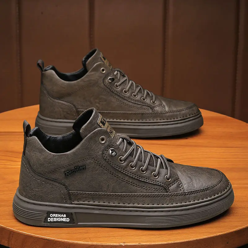 

Men's High-Top Casual Boots Retro British Style Work Boots Slip-On Trendy Shoes PU Leather Short Tube Spring Autumn