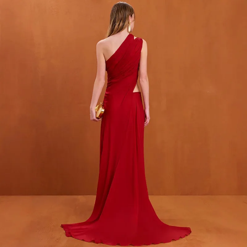 جديد مثير واحد الكتف غير النظامية قطع فستان طويل المرأة الأحمر أكمام مائل طيات سبليت فساتين السهرة فساتين الزفاف