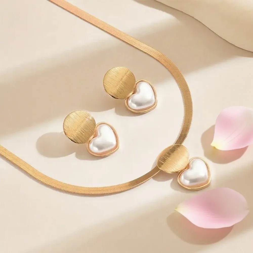 2 قطعة مجموعة الإبداعية الذهب اللون التعميم على شكل قلب قلادة على شكل قلب اللؤلؤ الأفعى العظام سلسلة مجموعات مجوهرات هدية إعطاء