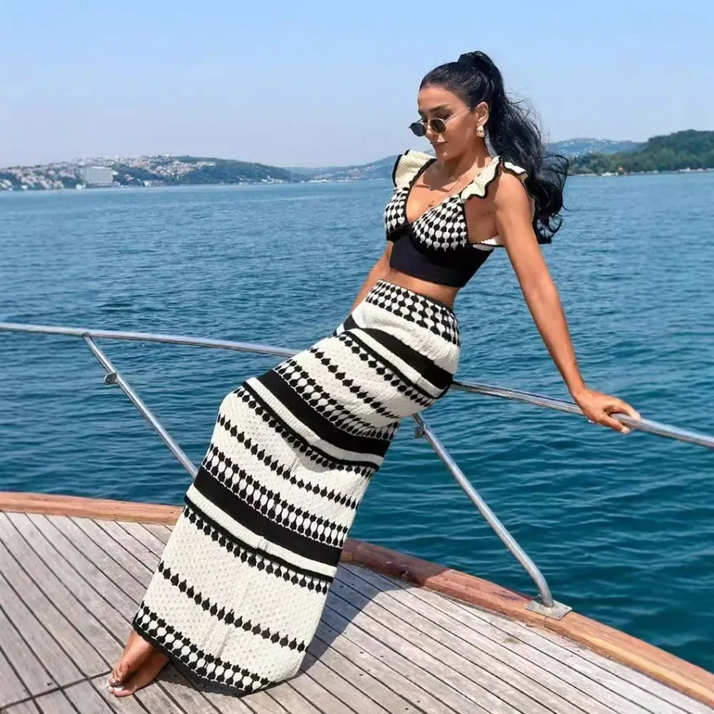 Striped Knitted Beach Skirt Sets Women Sexy Backless Slim Bohemian Outfits Fashion Ruffle Holiday Two Piece Set 2024 Black