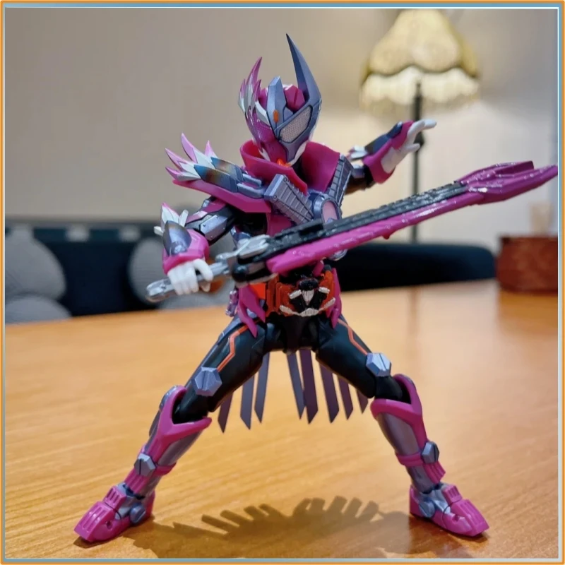 

Подлинная в наличии Bandai Kamen Rider Valvarad - 15 см модель игрушки в подарок для фанатов