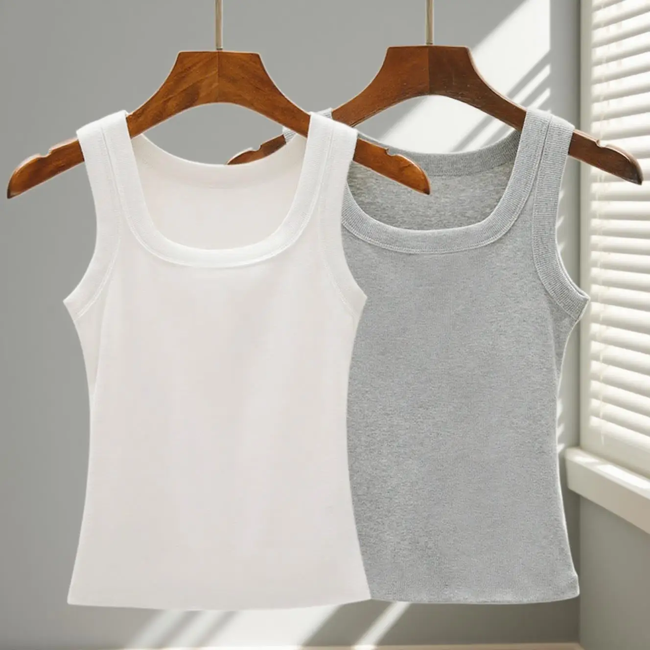 ชุดเสื้อกล้ามผ้าฝ้ายสีพื้นสไตล์เกาหลี 2 ชิ้น สำหรับผู้หญิง เสื้อกล้ามฤดูร้อน Y2K เสื้อกล้ามถักสำหรับโยคะ เสื้อกั๊กแขนกุดลำลอง ชุดกีฬา