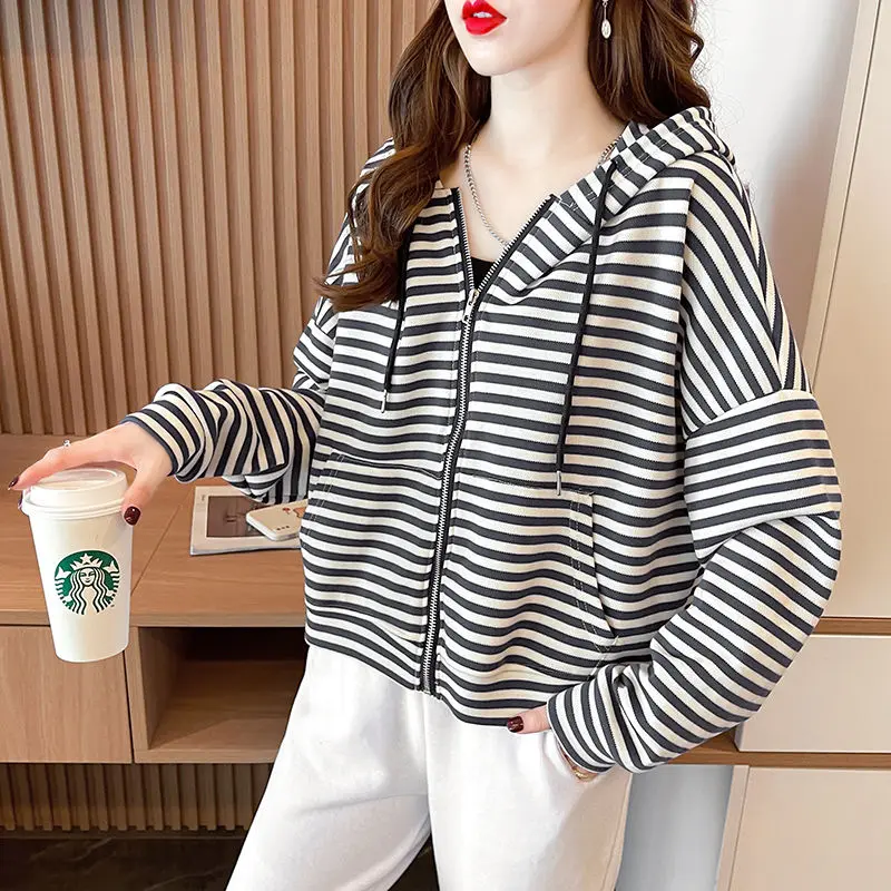 Nouveau Style pour femmes manteaux printemps et automne rayures coréen à manches longues Cardigan haut sweat à capuche