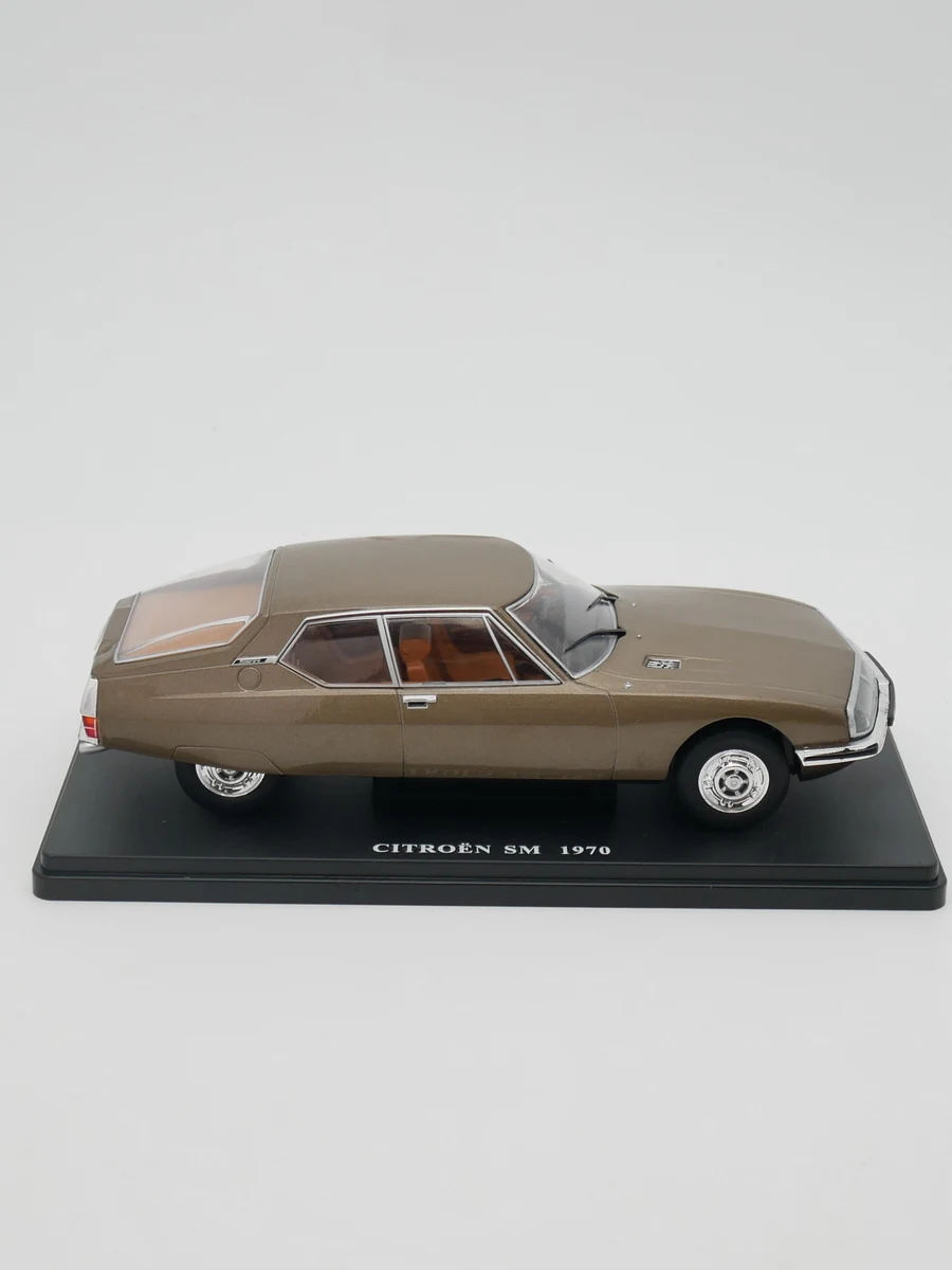 سيارة لعبة معدنية طراز IXO 1:24 Hachette Citroen SM 1970