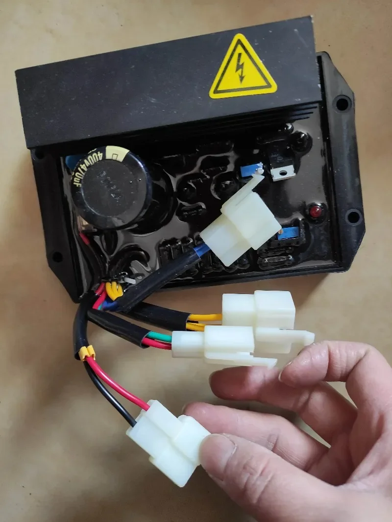KT245-3B22 9 Wires AVR Three Phase Generator Voltage Regulator