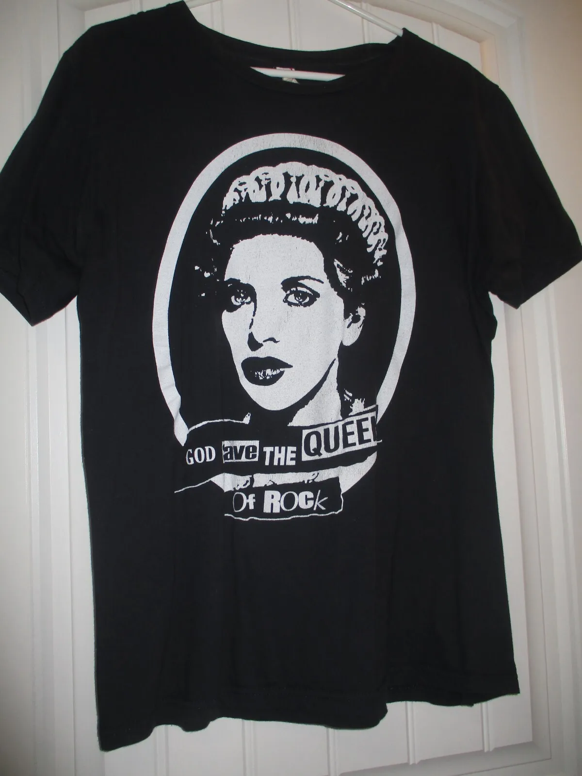 

Courtney Love God Save the Queen of Rock T Shirt Mens Medium no reprint