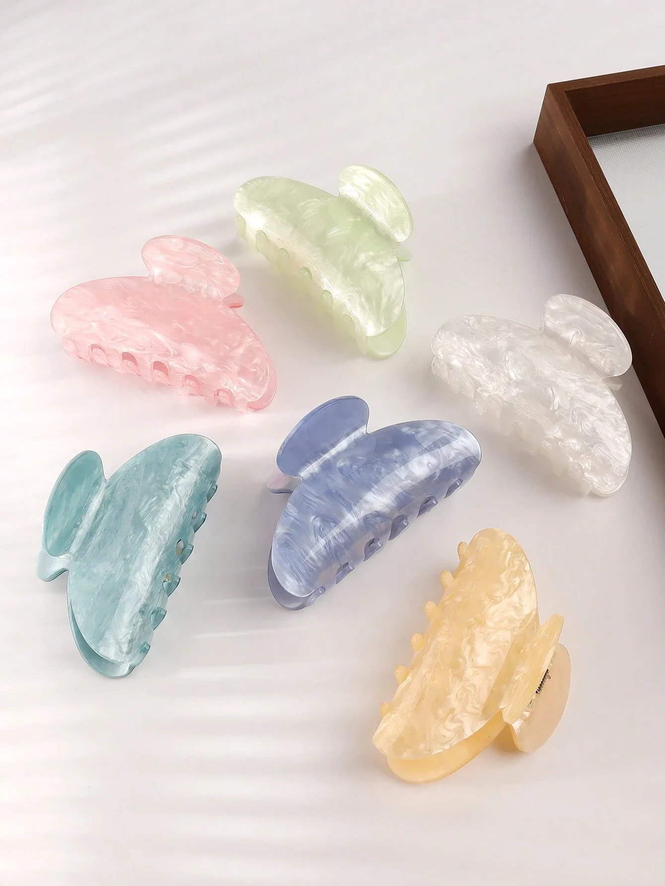 

Acrylic Marble Pattern Hair Claw Clip For Women Summer Fashion Accessory